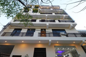 Hotel Airlift at Delhi Airport